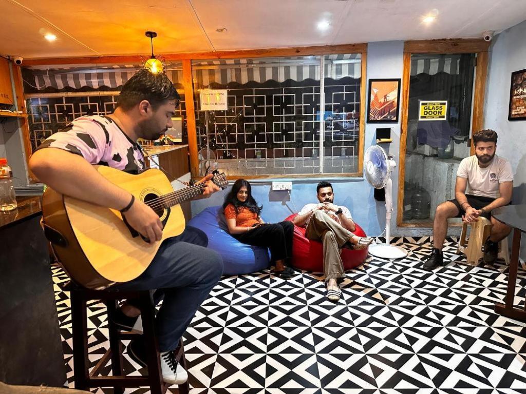 Stay Villa Hostel For Male And Female Мумбай Екстериор снимка