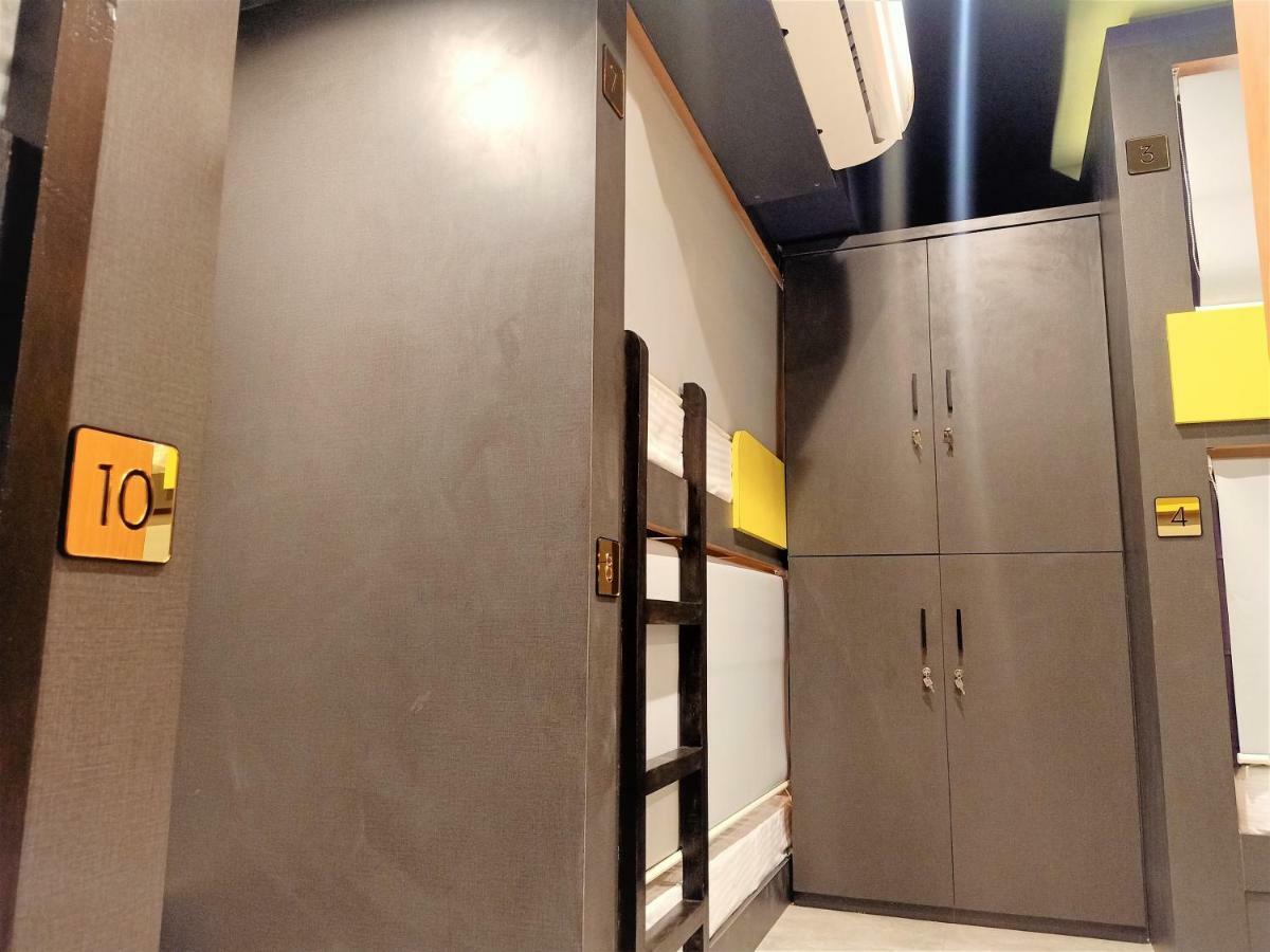Stay Villa Hostel For Male And Female Мумбай Екстериор снимка