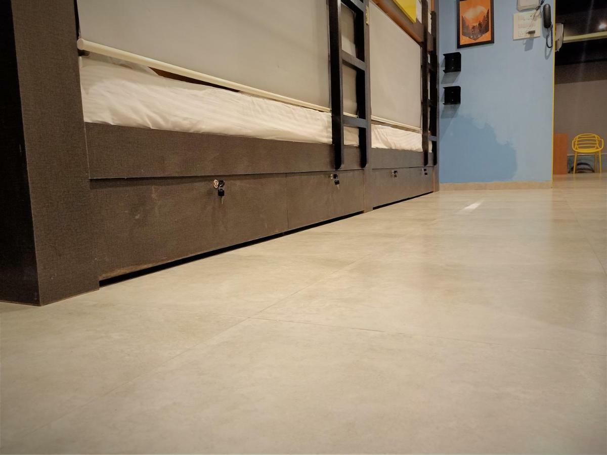 Stay Villa Hostel For Male And Female Мумбай Екстериор снимка