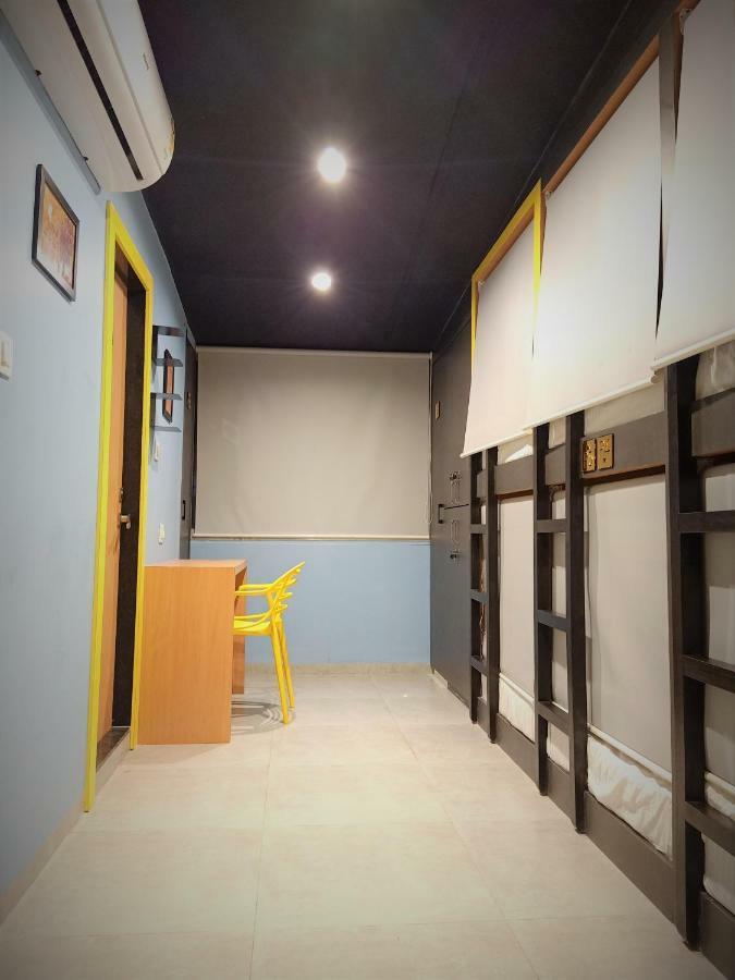 Stay Villa Hostel For Male And Female Мумбай Екстериор снимка