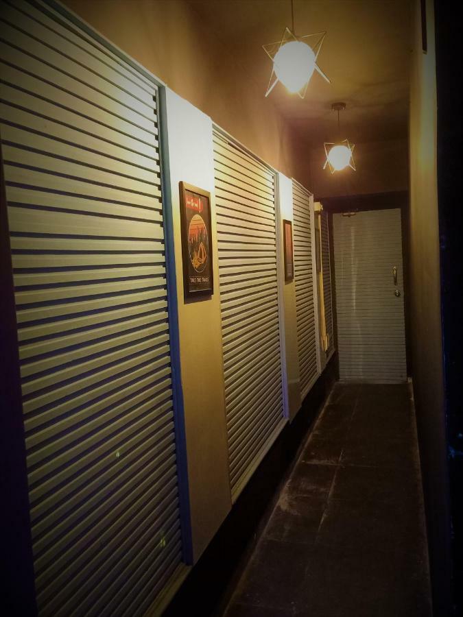 Stay Villa Hostel For Male And Female Мумбай Екстериор снимка