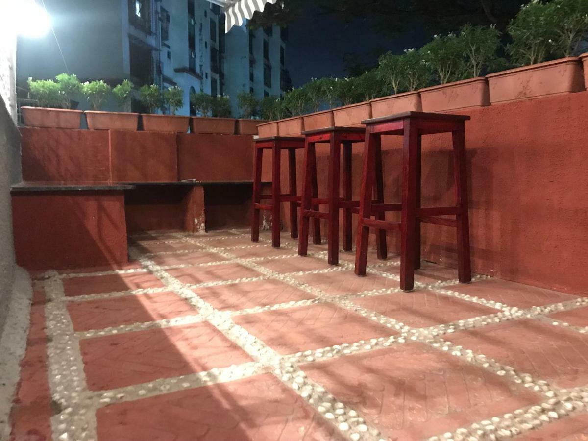 Stay Villa Hostel For Male And Female Мумбай Екстериор снимка
