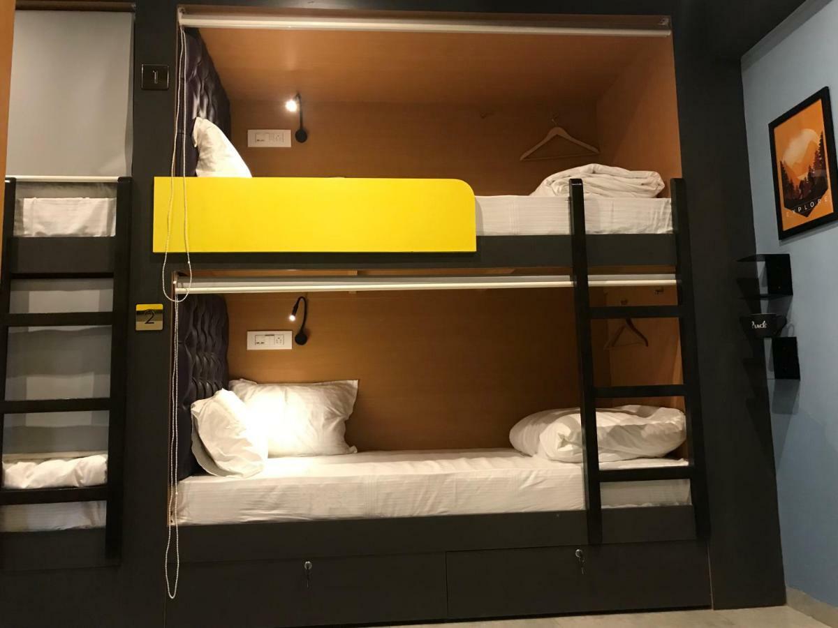 Stay Villa Hostel For Male And Female Мумбай Екстериор снимка